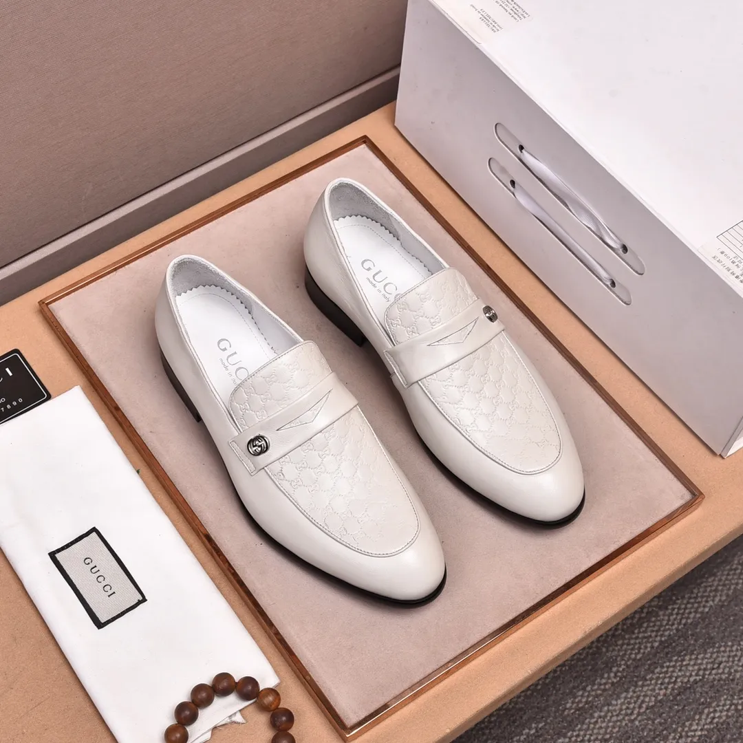 Men's shoes💰540📛📛Original (water-dyed cowhide) Gucci GUCCI official website formal shoes🌀 Italian🇮🇹imported cowhide➕top imported water-dyed cowhide lining💋Finely handmade original bottom, the real thing looks better when photographed in person Standard size 38-44